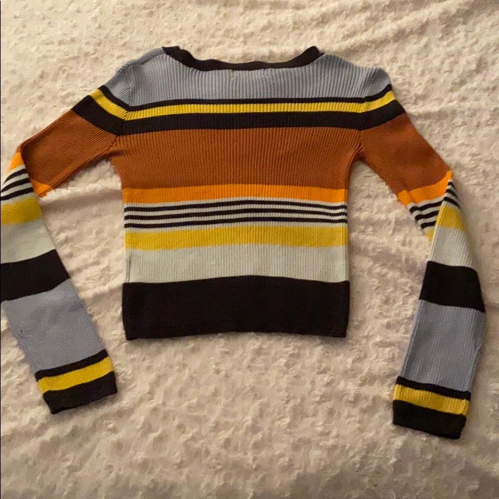 Urban Outfitters Sweater - Picture 3 of 3